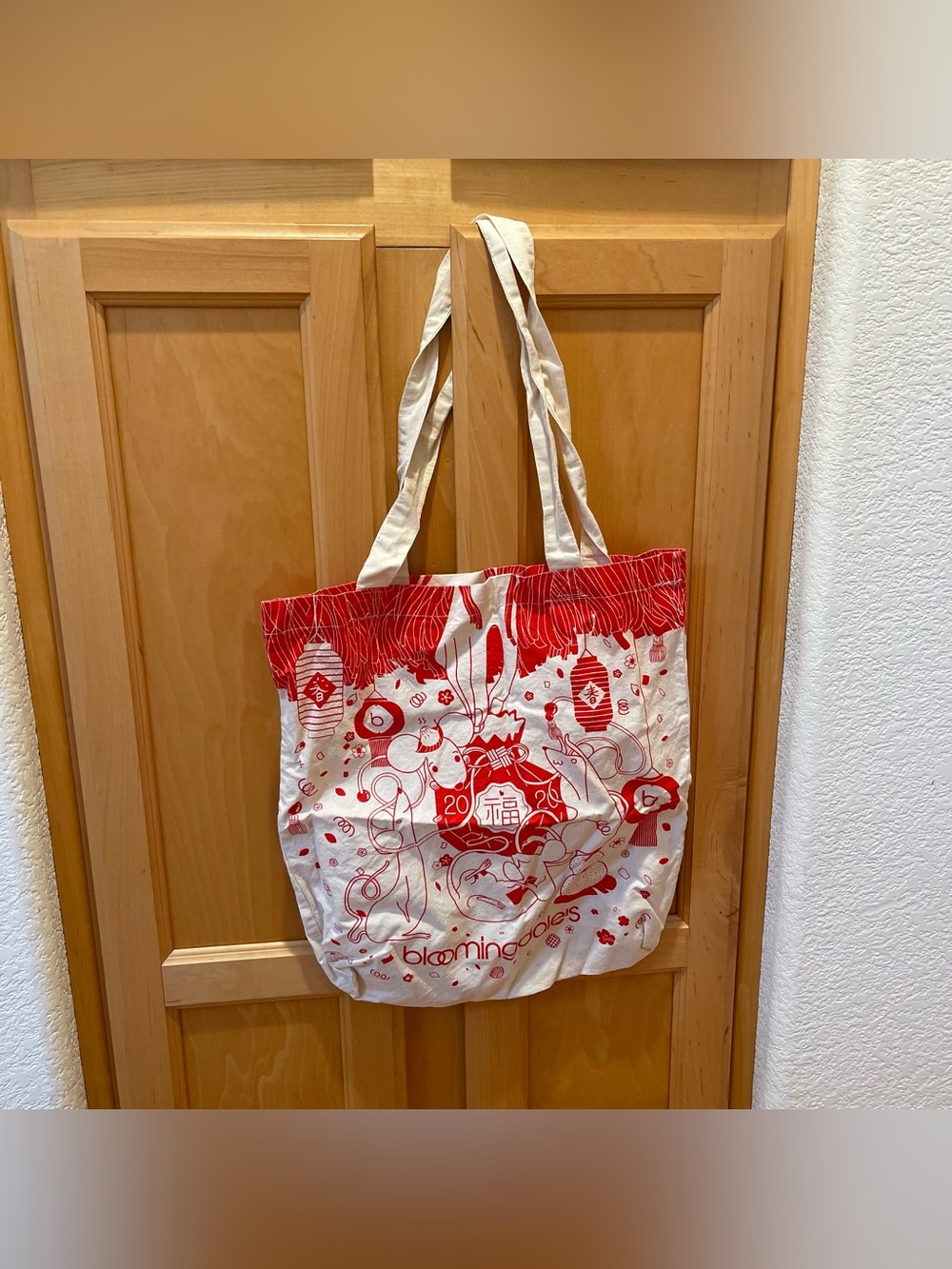Bloomingdale’s Lunar New Year Canvas Tote Bag – Year of the Rat Red & White 2020